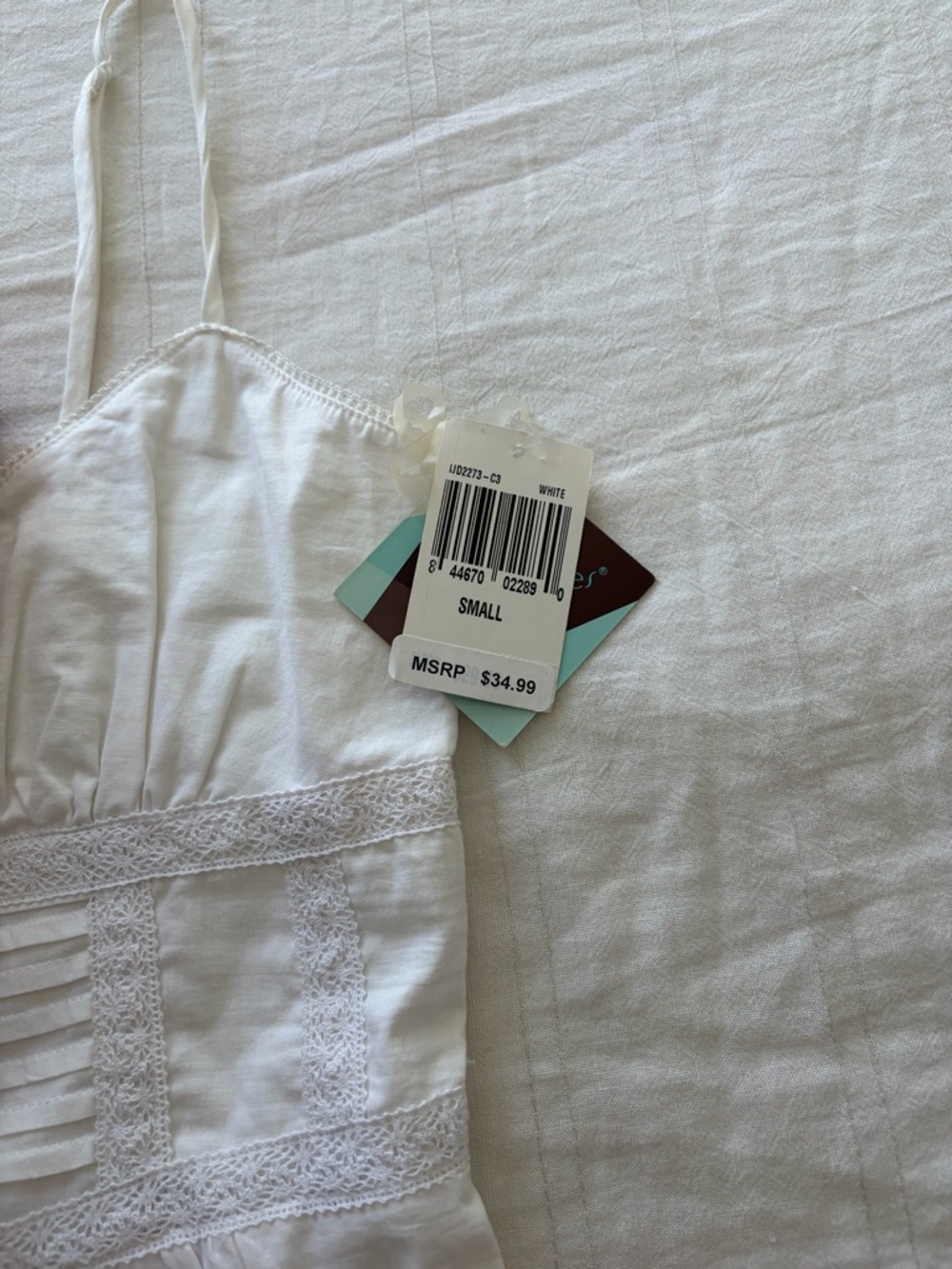 100% Cotton White Sleeveless Maxi Dress with Lace Detail - Picture 3 of 6